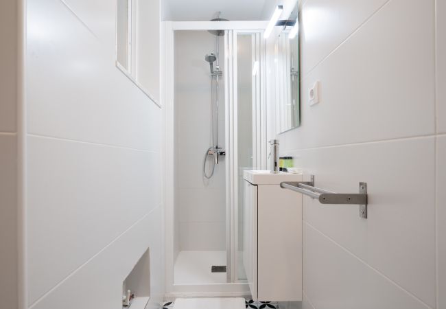 Apartamento en Madrid - COZY APARTMENT PLAZA DE LAVAPIES DE ALQUILER TEMPORAL Apartamento en Madrid - COZY APARTMENT PLAZA DE LAVAPIES DE ALQUILER TEMPORAL