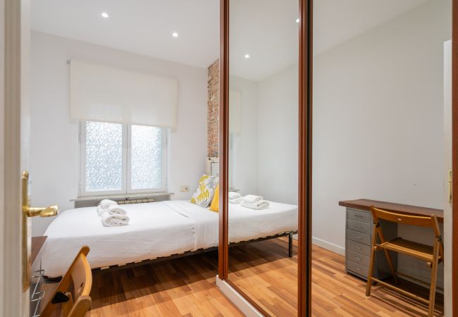 Apartamento en Madrid - COZY APARTMENT PLAZA DE LAVAPIES DE ALQUILER TEMPORAL Apartamento en Madrid - COZY APARTMENT PLAZA DE LAVAPIES DE ALQUILER TEMPORAL