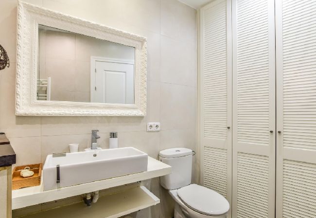 Apartamento en Madrid - apartamento reformado en Lavapiés de alquiler temporal Apartamento en Madrid - apartamento reformado en Lavapiés de alquiler temporal