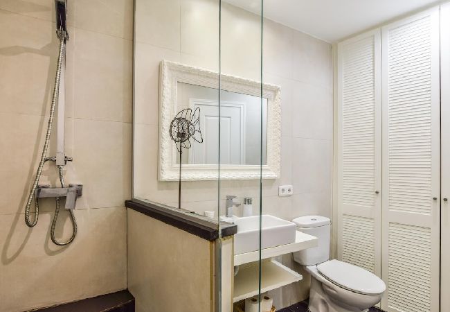 Apartamento en Madrid - apartamento reformado en Lavapiés de alquiler temporal Apartamento en Madrid - apartamento reformado en Lavapiés de alquiler temporal