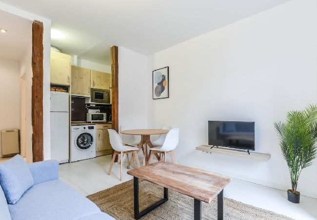 Apartamento en Madrid - APARTAMENTO EN CAVA BAJA DE ALQUILER TEMPORAL Apartamento en Madrid - APARTAMENTO EN CAVA BAJA DE ALQUILER TEMPORAL