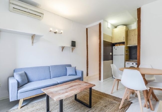 Apartamento en Madrid - APARTAMENTO EN CAVA BAJA DE ALQUILER TEMPORAL Apartamento en Madrid - APARTAMENTO EN CAVA BAJA DE ALQUILER TEMPORAL
