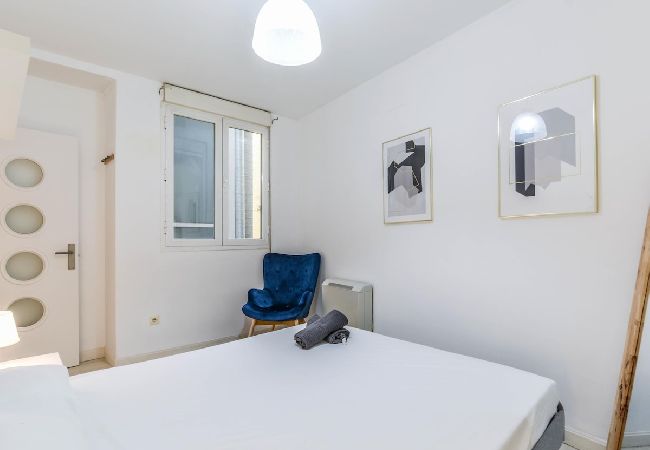 Apartamento en Madrid - APARTAMENTO EN CAVA BAJA DE ALQUILER TEMPORAL Apartamento en Madrid - APARTAMENTO EN CAVA BAJA DE ALQUILER TEMPORAL