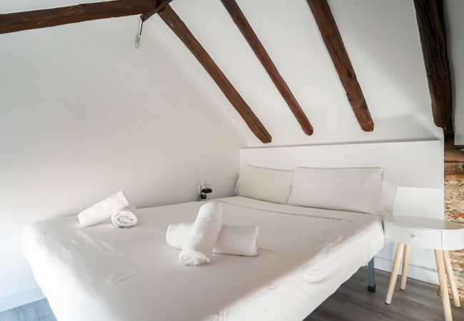 Apartamento en Madrid - atico en malasaña de alquiler temporal Apartamento en Madrid - atico en malasaña de alquiler temporal