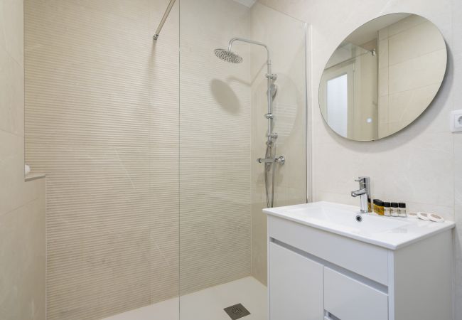 Apartamento en Madrid - apartamento reformado para 6 personas de alquiler temporal Apartamento en Madrid - apartamento reformado para 6 personas de alquiler temporal