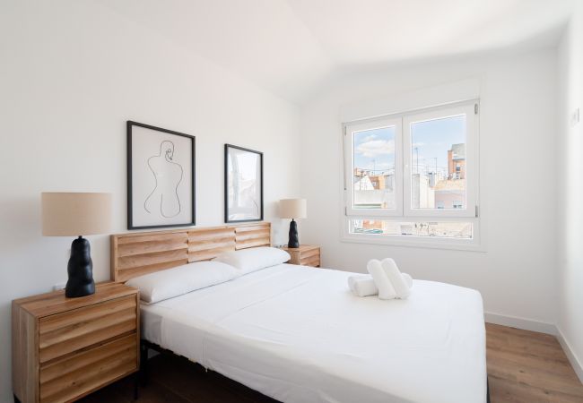 Apartamento en Madrid - atico reformado de alquiler temporal Apartamento en Madrid - atico reformado de alquiler temporal