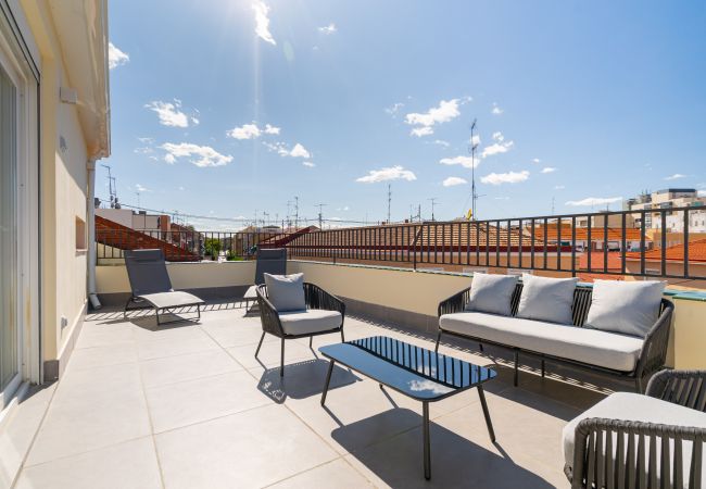 Apartamento en Madrid - atico reformado de alquiler temporal Apartamento en Madrid - atico reformado de alquiler temporal