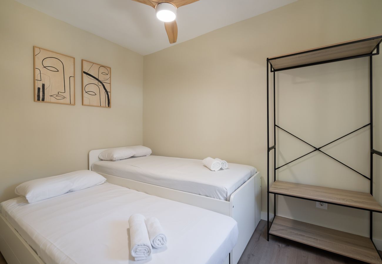 Apartamento en Madrid - apartamento para 6 personas en hortaleza de alquiler temporal Apartamento en Madrid - apartamento para 6 personas en hortaleza de alquiler temporal