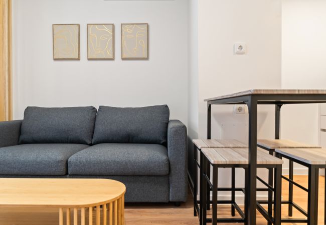 Apartamento en San Sebastián de los Reyes -  apartamento reformado con garaje y piscina de alquiler temporal Apartamento en San Sebastián de los Reyes -  apartamento reformado con garaje y piscina de alquiler temporal