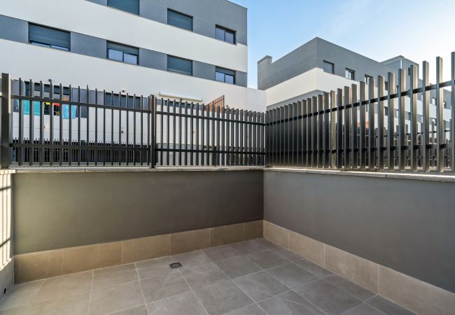 Apartamento en San Sebastián de los Reyes -  apartamento reformado con garaje y piscina de alquiler temporal Apartamento en San Sebastián de los Reyes -  apartamento reformado con garaje y piscina de alquiler temporal