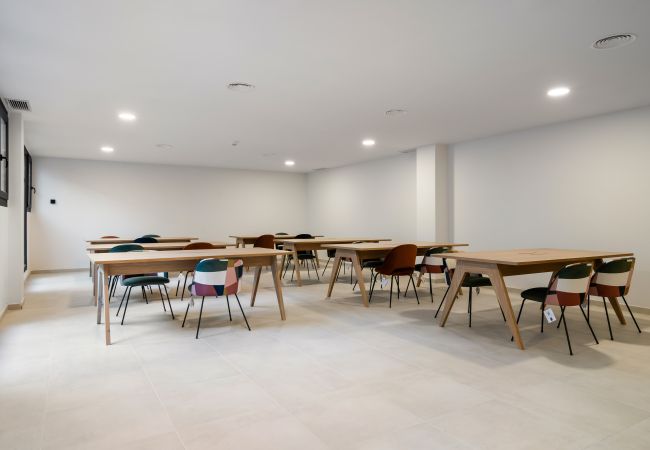 Apartamento en San Sebastián de los Reyes -  apartamento reformado con garaje y piscina de alquiler temporal Apartamento en San Sebastián de los Reyes -  apartamento reformado con garaje y piscina de alquiler temporal