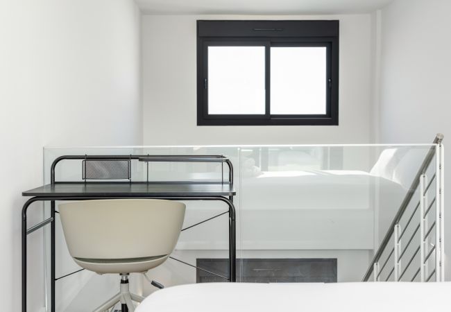 Apartamento en San Sebastián de los Reyes - duplex con terraza y garaje de alquiler temporal Apartamento en San Sebastián de los Reyes - duplex con terraza y garaje de alquiler temporal