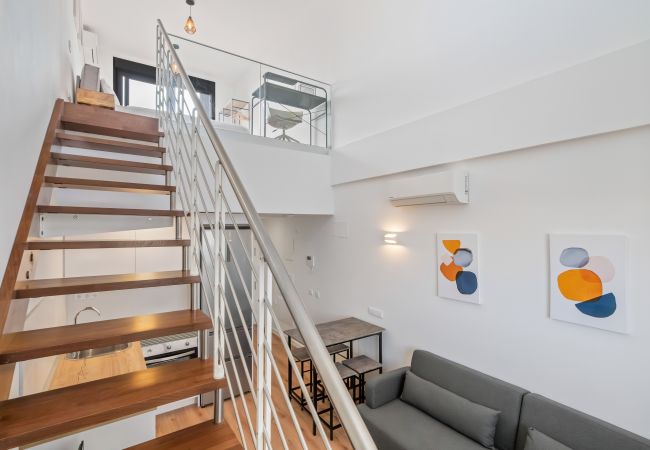 Apartamento en San Sebastián de los Reyes - duplex con terraza y garaje de alquiler temporal Apartamento en San Sebastián de los Reyes - duplex con terraza y garaje de alquiler temporal
