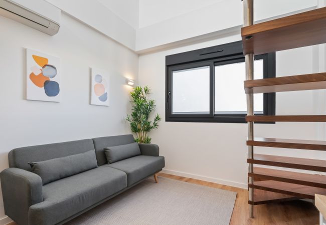 Apartamento en San Sebastián de los Reyes - duplex con terraza y garaje de alquiler temporal Apartamento en San Sebastián de los Reyes - duplex con terraza y garaje de alquiler temporal