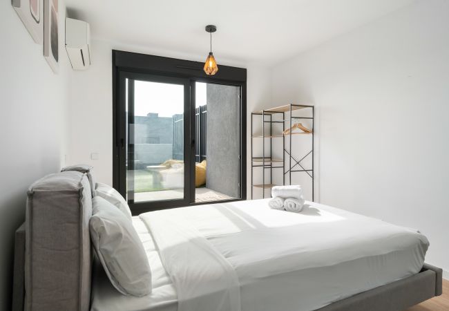 Apartamento en San Sebastián de los Reyes - duplex con terraza y garaje de alquiler temporal Apartamento en San Sebastián de los Reyes - duplex con terraza y garaje de alquiler temporal