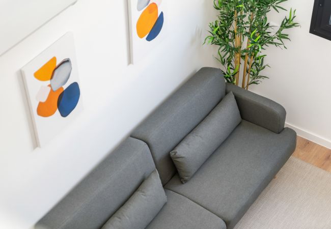 Apartamento en San Sebastián de los Reyes - duplex con terraza y garaje de alquiler temporal Apartamento en San Sebastián de los Reyes - duplex con terraza y garaje de alquiler temporal