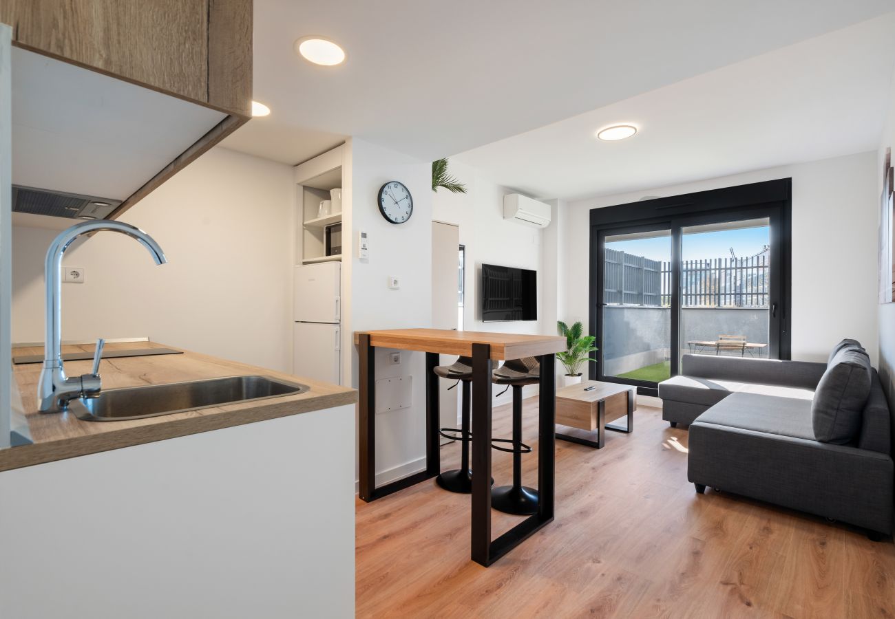 Apartamento en San Sebastián de los Reyes - apartamento reformado con garaje y piscina de alquiler temporal