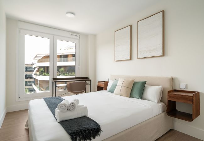 Apartamento en Madrid - Urban Elite – Pool & Garage ALQUILER TEMPORAL Apartamento en Madrid - Urban Elite – Pool & Garage ALQUILER TEMPORAL