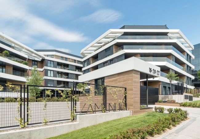 Apartamento en Madrid - Urban Elite – Pool & Garage ALQUILER TEMPORAL Apartamento en Madrid - Urban Elite – Pool & Garage ALQUILER TEMPORAL