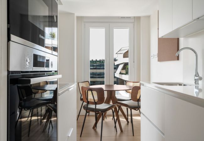 Apartamento en Madrid - Urban Elite – Pool & Garage ALQUILER TEMPORAL Apartamento en Madrid - Urban Elite – Pool & Garage ALQUILER TEMPORAL