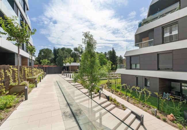 Apartamento en Madrid - Urban Elite – Pool & Garage ALQUILER TEMPORAL Apartamento en Madrid - Urban Elite – Pool & Garage ALQUILER TEMPORAL