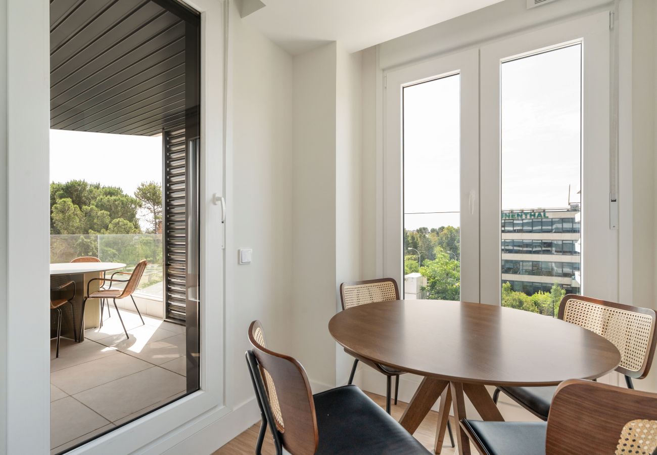 Apartamento en Madrid - Urban Elite – Pool & Garage ALQUILER TEMPORAL Apartamento en Madrid - Urban Elite – Pool & Garage ALQUILER TEMPORAL