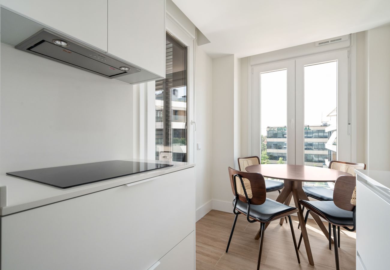 Apartamento en Madrid - Urban Elite – Pool & Garage ALQUILER TEMPORAL Apartamento en Madrid - Urban Elite – Pool & Garage ALQUILER TEMPORAL