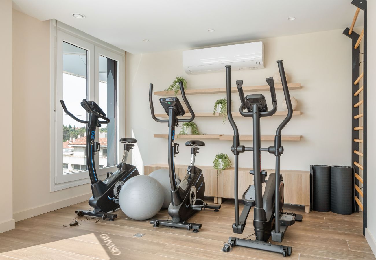 Apartamento en Madrid - Urban Elite – Pool & Garage ALQUILER TEMPORAL Apartamento en Madrid - Urban Elite – Pool & Garage ALQUILER TEMPORAL