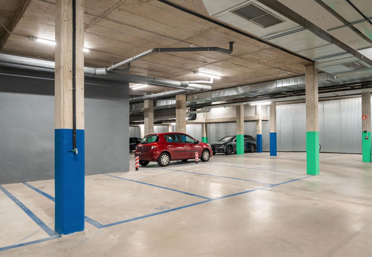 Apartamento en Madrid - Urban Elite – Pool & Garage ALQUILER TEMPORAL Apartamento en Madrid - Urban Elite – Pool & Garage ALQUILER TEMPORAL