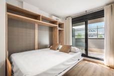 Apartamento en San Sebastián de los Reyes -  apartamento reformado con garaje y piscina de alquiler temporal
