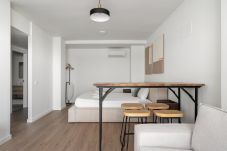 Apartamento en San Sebastián de los Reyes - apartamento business con garaje y piscina de alquiler temporal