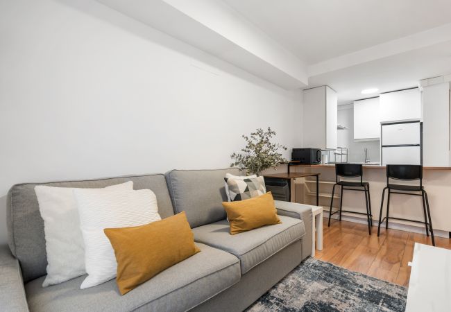 Apartamento en Madrid - Acogedor apartamento en Vallecas – ideal para estancias temporales y de trabajo