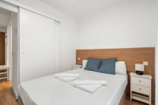 Apartamento en Madrid - Acogedor apartamento en Vallecas – ideal para estancias temporales y de trabajo