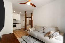 Apartamento en Madrid - apartamento exterior en plaza cascorro de alquiler temporal